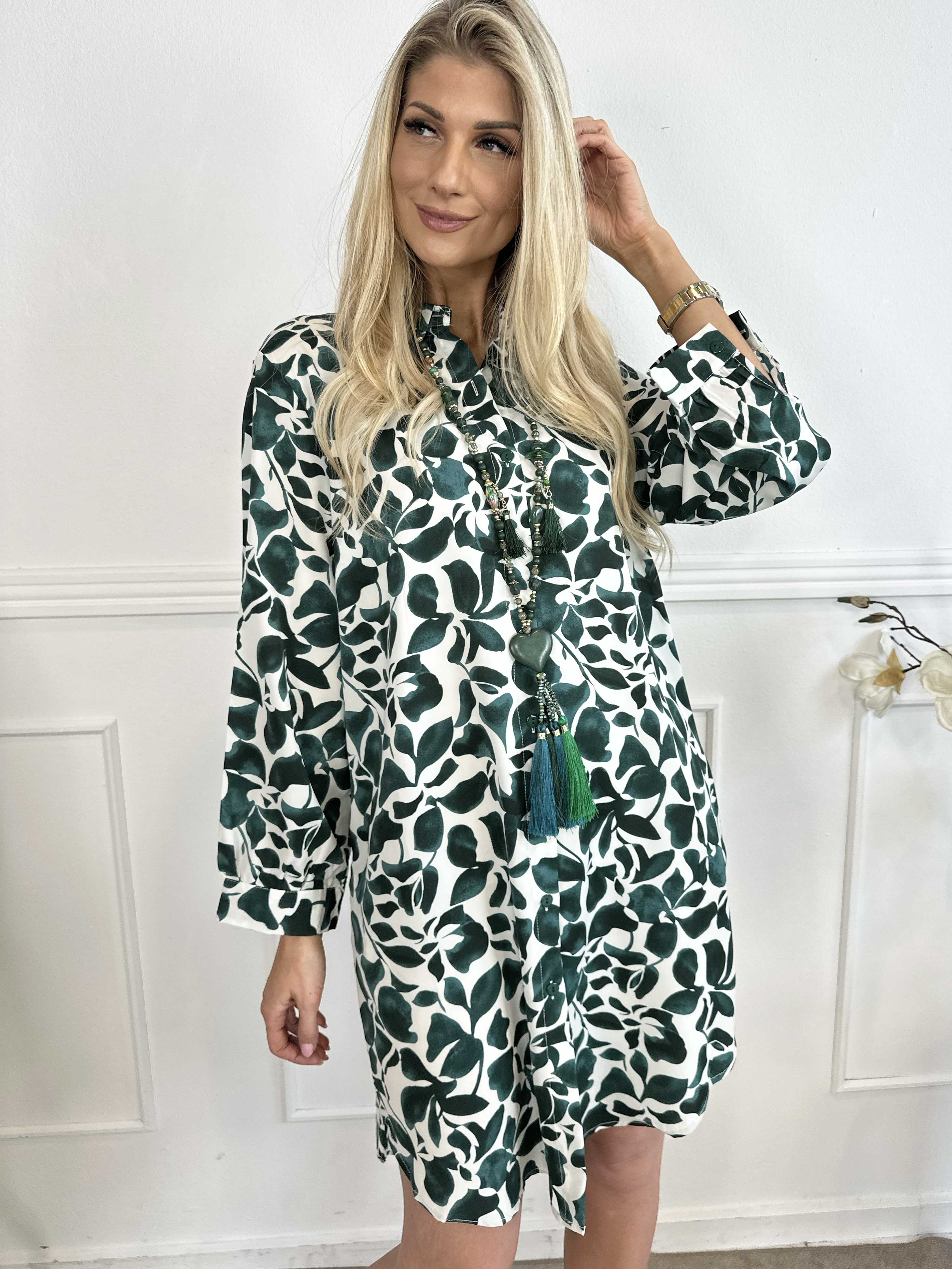 Zora - Lång mönstrad skjortklänning